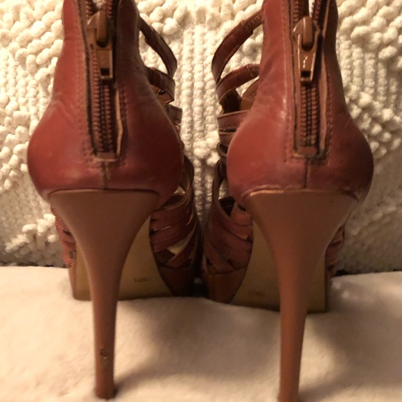 **LAST CHANCE- GUC Jessica Simpson Leather Gladiator Heels - Picture 4 of 8